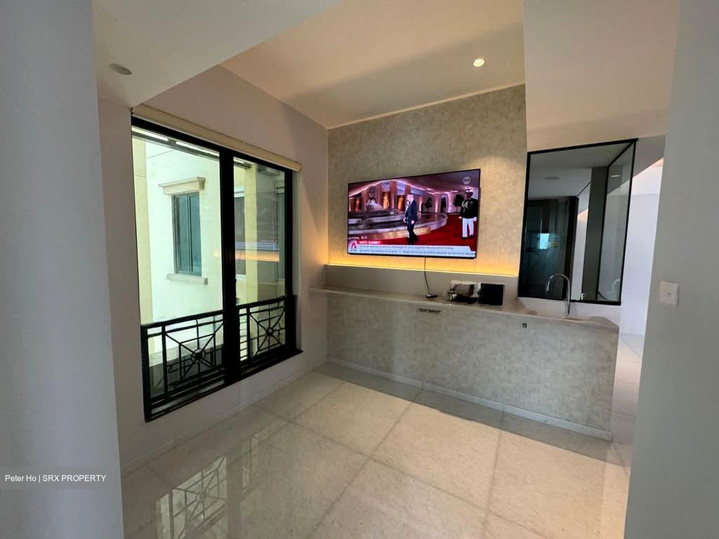 Pebble Bay (D15), Condominium #600169031